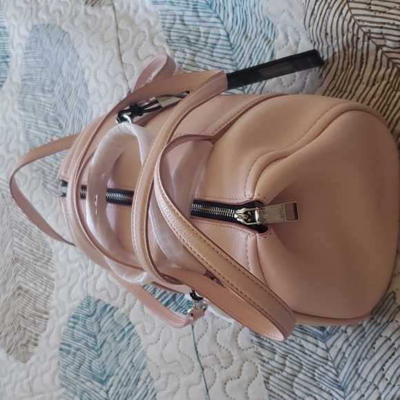 Handbag - Picture 3 of 3